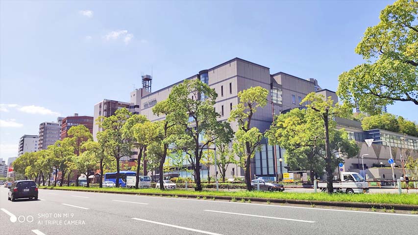 大阪市の中央図書館