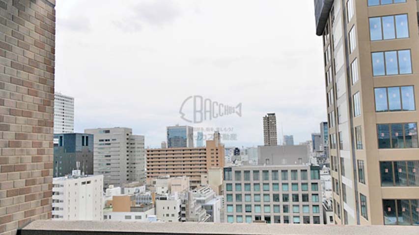 リーガルタワー大阪※現地17階南向きの眺望（2015年4月撮影）