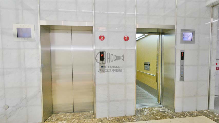 リーガルタワー船場のエレベーター