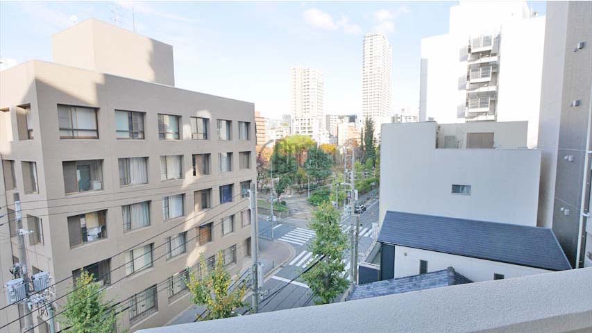 アドバンス大阪城レガーレ※現地6階北東向きの眺望（2017年11月撮影）