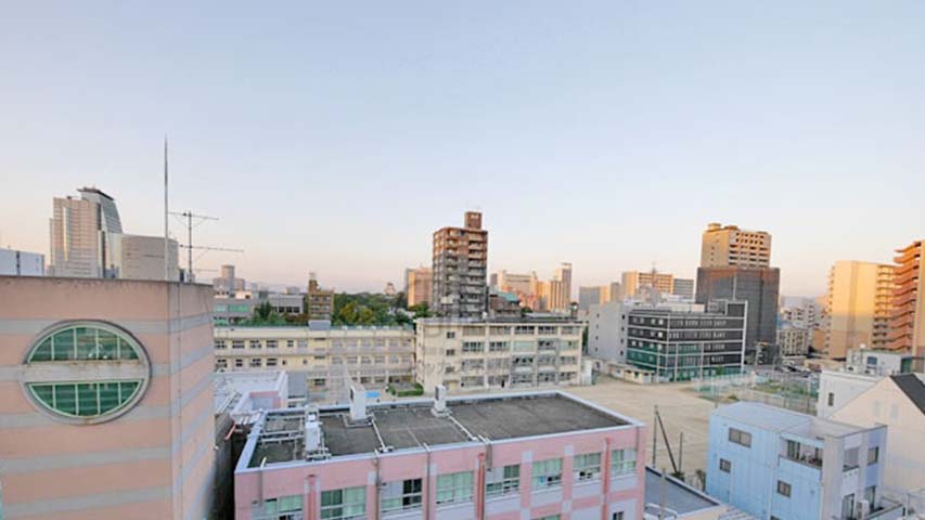 スワンズシティ大阪城南※現地8階北向きの眺望（2015年10月撮影）