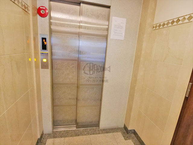 KAISEI大手前のエレベーターホール