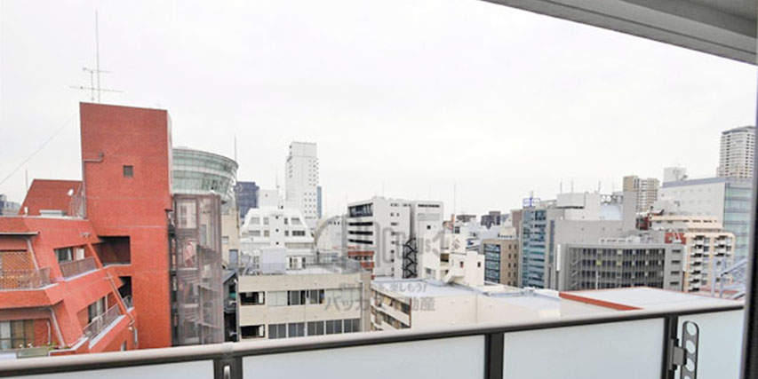 プレサンス堺筋本町フィリア 現地13階北向きの眺望（2014年9月撮影）