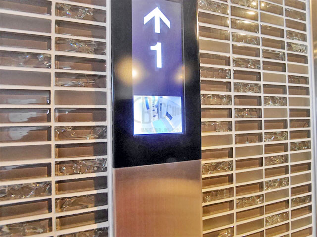 セレニテ夕陽丘ESTのエレベーター