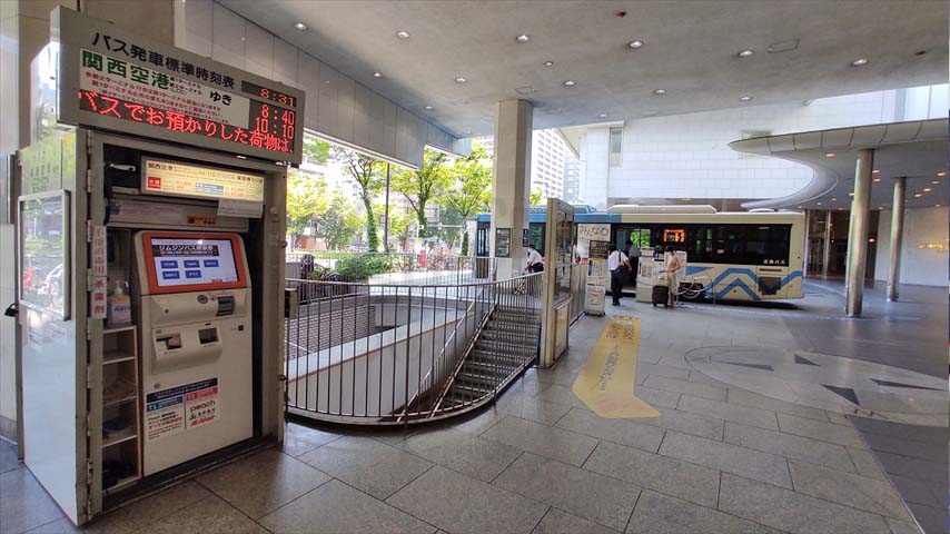 上本町バス停